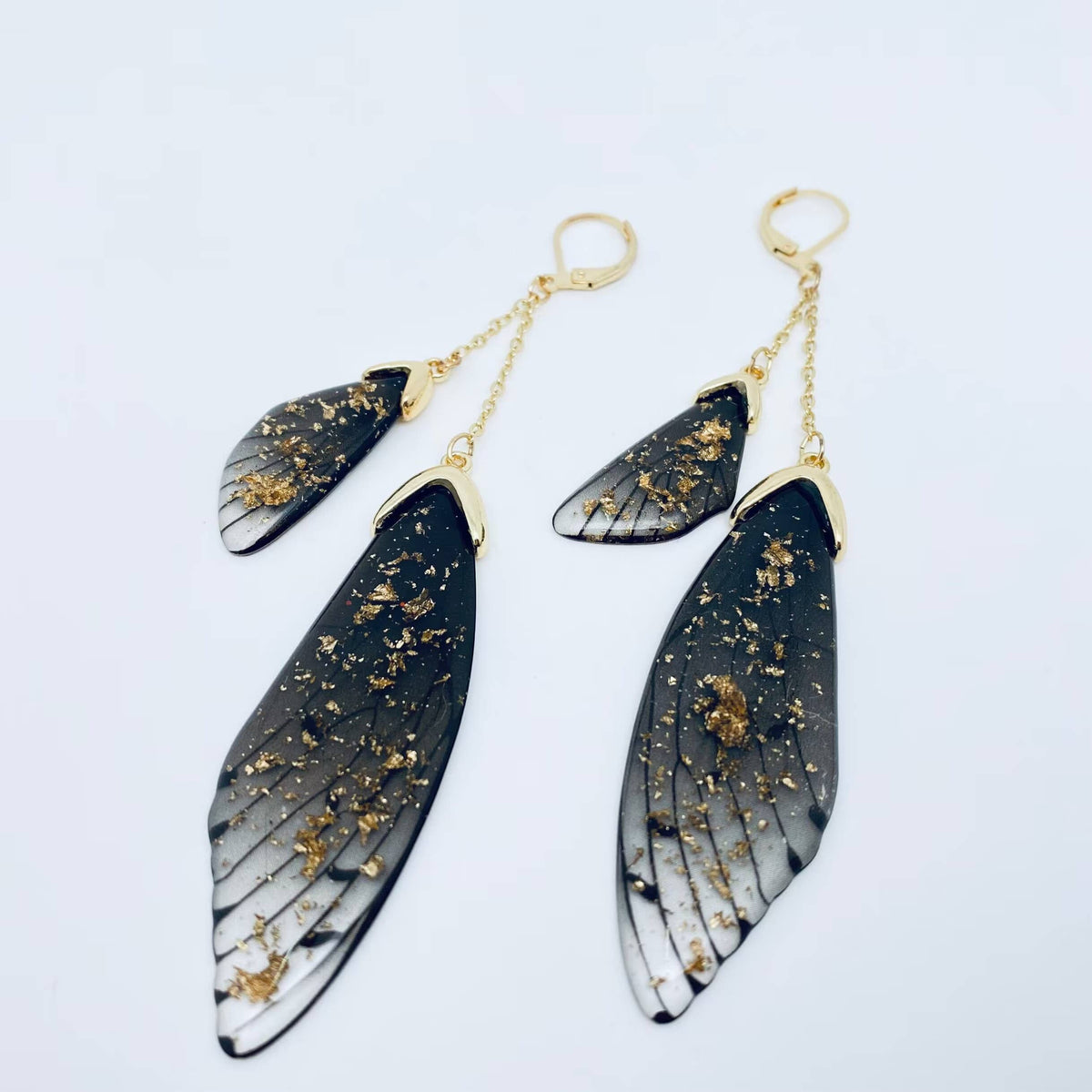 Butterfly Wings Ear Clip Gradient Color Cicada Wing Earrings: Grey-Gold Foil