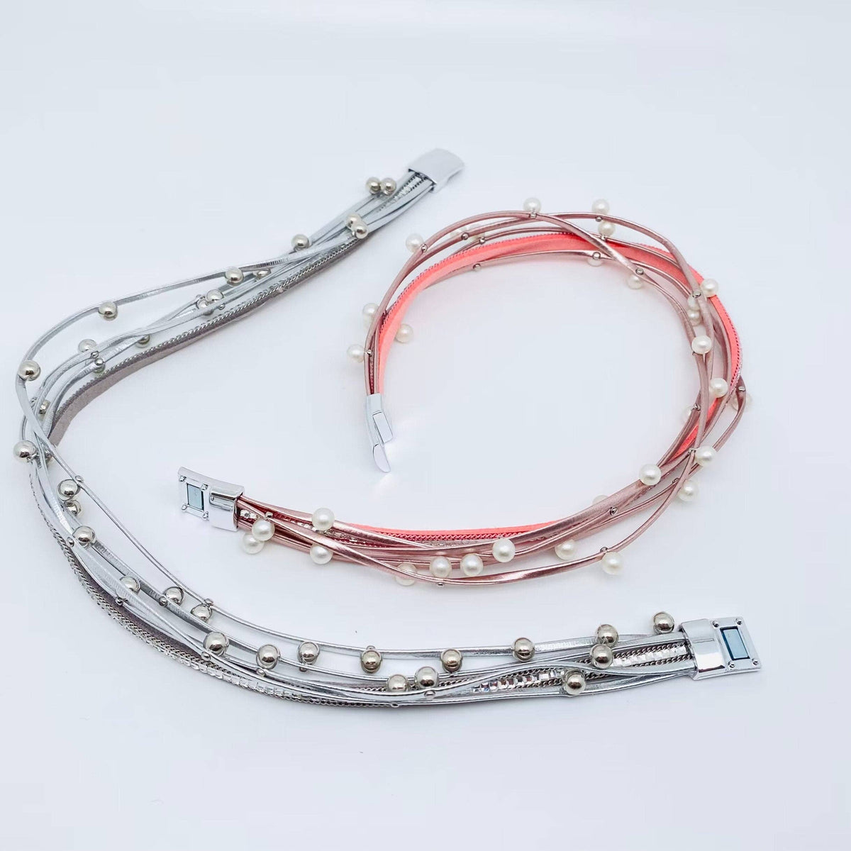 Metal Beads Pearl Multi-Layer PU Leather Bracelet: Silver + Pearl
