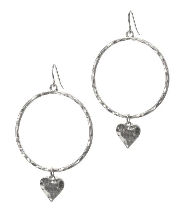 ( B096 )  METAL HOOP HEART DROP EARRING -valentine