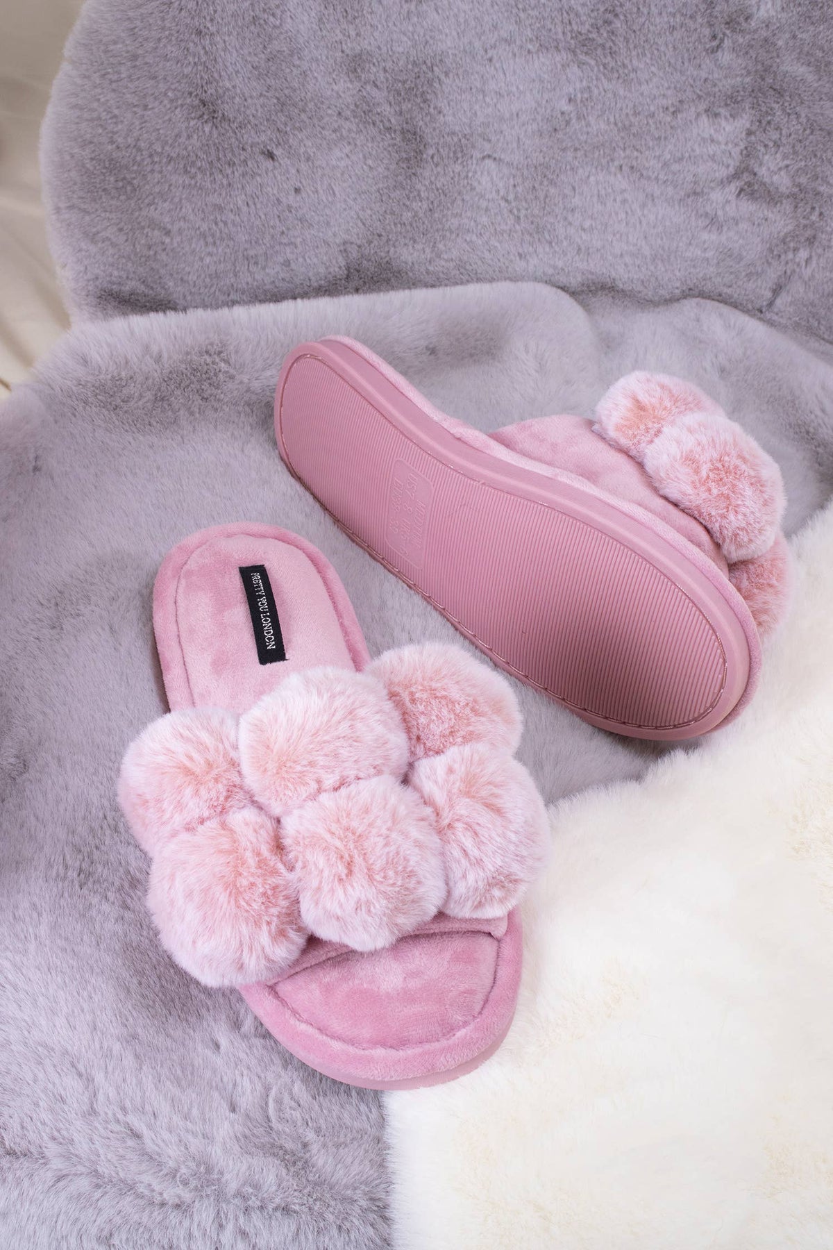 Dolly Pom Pom Slippers in Pink