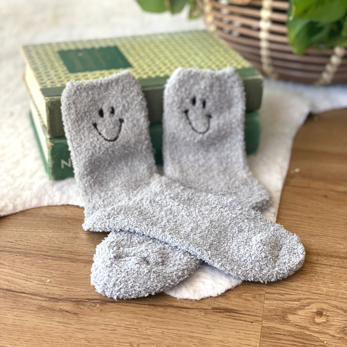 Jespa Fuzzy Socks-Grey